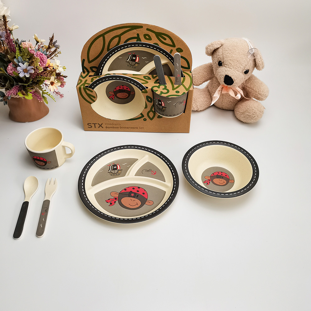 OEM Logo Animal Print Bamboevezel Baby Kinderservies Diner Set